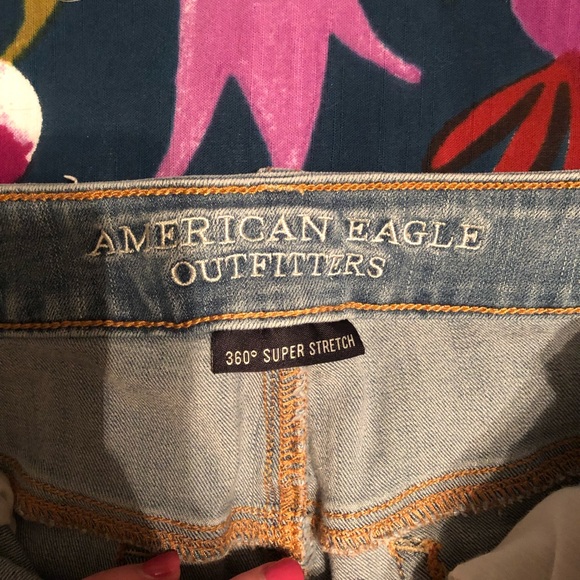 AE High Rise Shortie - Picture 4 of 7